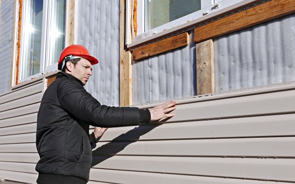 Vinyl Cladding Repair in Mill Valley