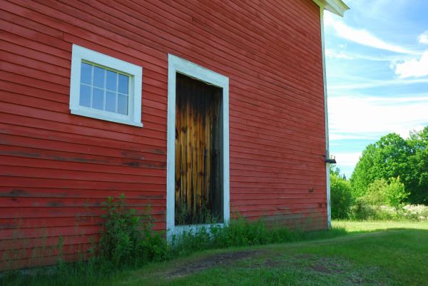 Wood Barn Siding Installation in Mill Valley